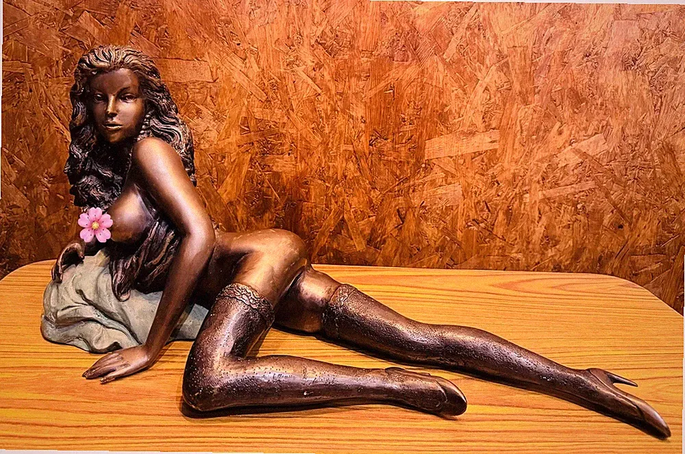 Contemporary Bronze Sculpture Of A Reclining Nude Woman