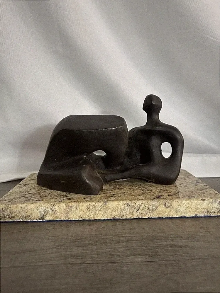 HENRY MOORE BRONZE SCULPTURE " MAQUETTE UNESCO RECLINING " SIGNED AND NUMBERED